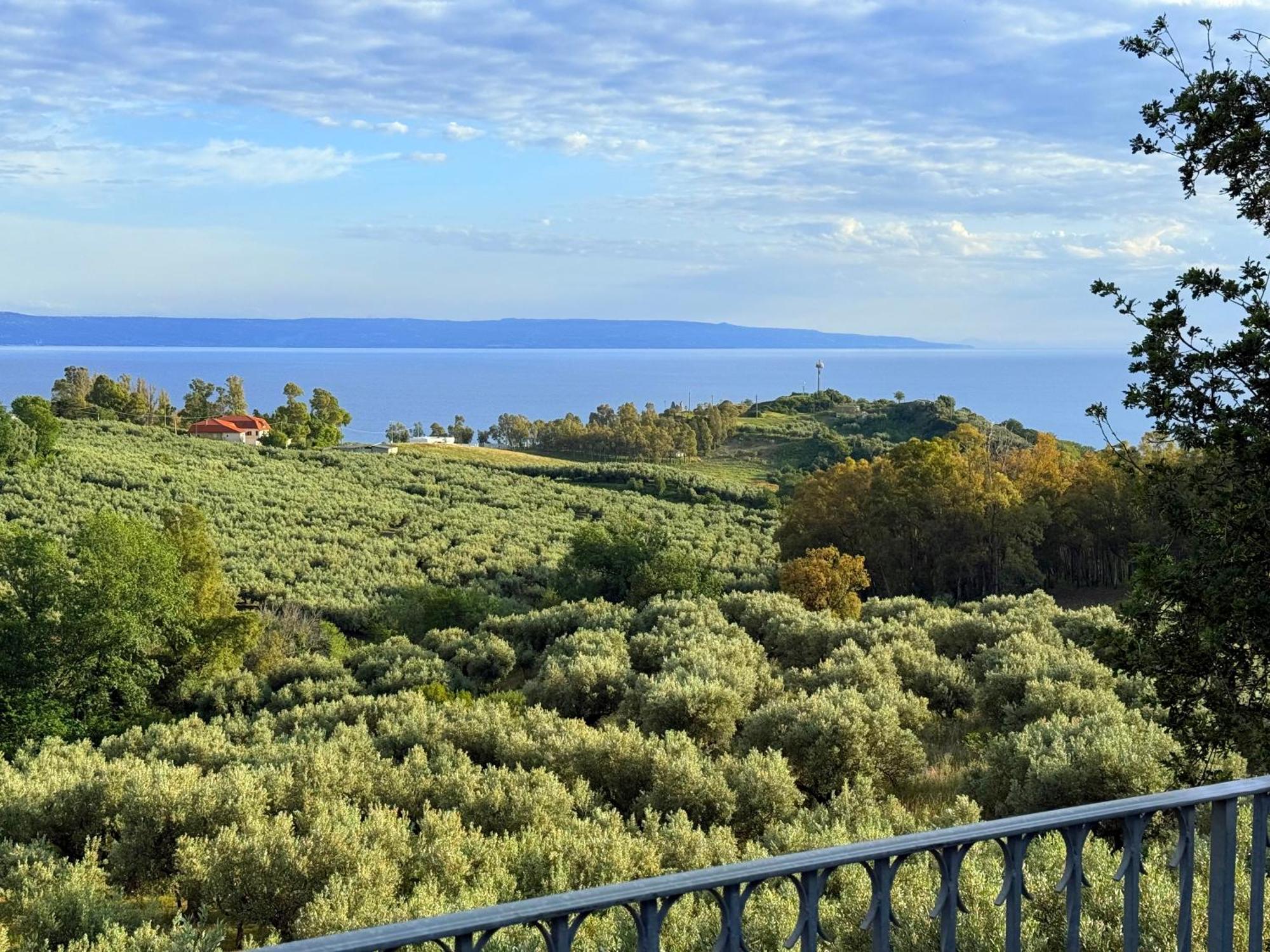 Casale Calabria Bed & Breakfast Gizzeria Exterior photo